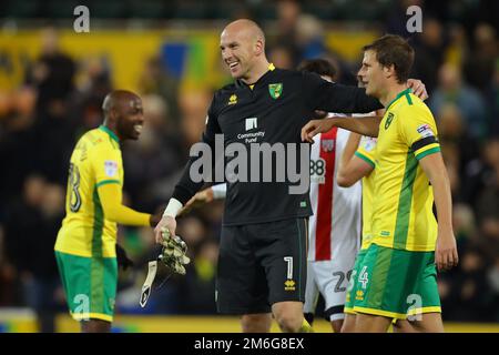 John Ruddy aus Norwich City feiert nach dem Sieg über Brentford – Norwich City gegen Brentford im Jahr 5-0, Sky Bet Championship, Carrow Road, Norwich – 3. Dezember 2016. Stockfoto