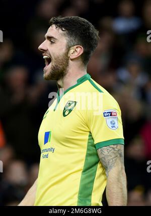 Robbie Brady aus Norwich City trifft und feiert das dritte Tor – Norwich City gegen Brentford, Sky Bet Championship, Carrow Road, Norwich – 3. Dezember 2016. Stockfoto