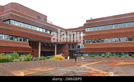 Gebäude des Wolverhampton Council, Wolverhampton Civic Centre, St. Peter's Square, Wolverhampton, West Midlands, England, Großbritannien, WV1 1SH Stockfoto
