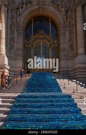 Skulpturen moderner Kunst im Petit Palais - Paris, Frankreich Stockfoto