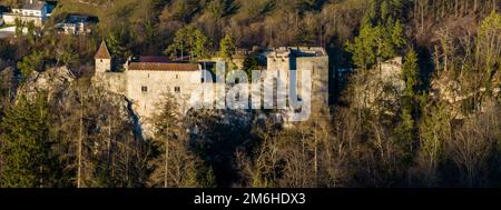 Burgruine, Drohnenbild, Ruine du Chateau de Soyhieres, Courroux, Jura, Schweiz Stockfoto