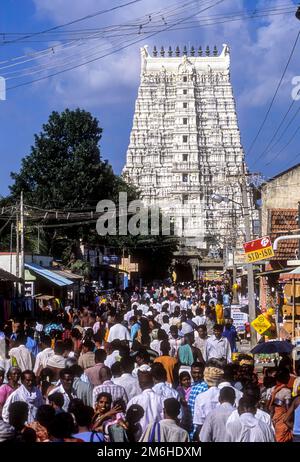 Ramanathaswamy Tempel in der Mitte der Insel gewidmet Lord Siva in Rameswaram in Tamil Nadu, Südindien, Indien, Asien Stockfoto