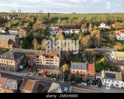 Genappe des Wallonischen Brabant aus der Vogelperspektive Stockfoto