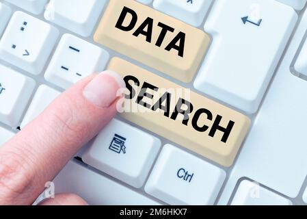 Textüberschrift zur Darstellung der Datensuche. Das Wort, das auf geschrieben wurde, sammelt und meldet Informationen und enthält bestimmte Begriffe Stockfoto