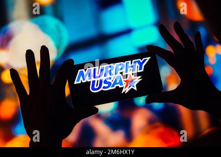 In dieser Fotoabbildung wird das Murphy USA-Logo auf einem Smartphone-Bildschirm angezeigt. Stockfoto