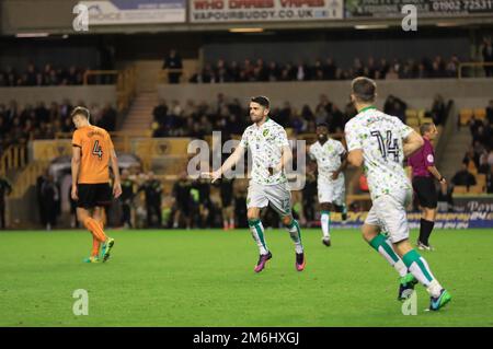 Robbie Brady aus Norwich City feiert nach seinem Tor und schafft es auf 0-2 – Wolverhampton Wanderers gegen Norwich City, Sky Bet Championship, Molineux, Wolverhampton – 1. Oktober 2016. Stockfoto