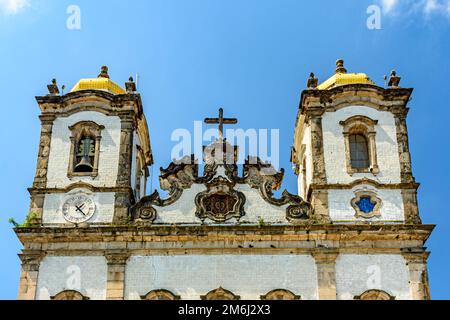 Details zu den Türmen der berühmten Kirche Nosso Senhor do Bonfim Stockfoto