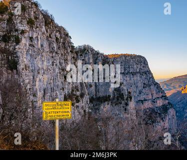 Beloi Aussichtspunkt, Vikos Nationalpark, Griechenland Stockfoto