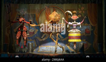 Guillermo del Toro's Pinocchio (oder einfach Pinocchio) ist ein