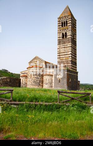 Die Basilika der Heiligen Dreifaltigkeit von Saccargia Stockfoto