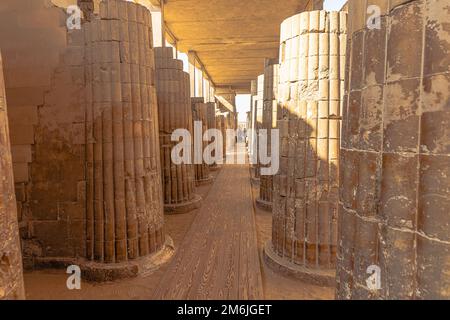 Sakkara, Ägypten - 14. November 2021: Die antiken Sakkaradörfer in Sakkara, Ägypten Stockfoto