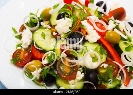 Gericht der Balkan-Küche Shopska Salat Stockfoto