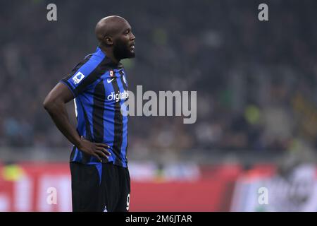 Mailand, Italien. 4. Januar 2023. Romelu Lukaku vom FC Internazionale reagiert während des Spiels der Serie A in Giuseppe Meazza, Mailand. Der Bildausdruck sollte lauten: Jonathan Moscrop/Sportimage Credit: Sportimage/Alamy Live News Stockfoto