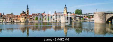 Die historische Altstadt von Kitzingen am Main in Niederfrankien Stockfoto