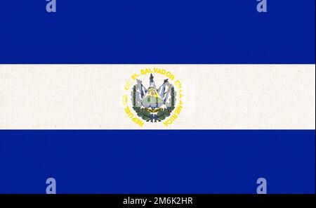 Flagge von El Salvador. Salvadorianische Flagge auf Stoffoberfläche. Stoffstruktur. Nationales Symbol Stockfoto