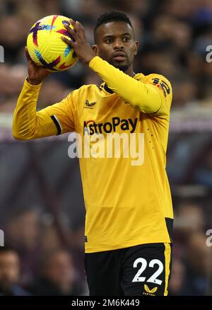 Birmingham, Großbritannien. 4. Januar 2023. Nelson Semedo von Wolverhampton Wanderers während des Premier League-Spiels im Villa Park, Birmingham. Der Bildausdruck sollte lauten: Darren Staples/Sportimage Credit: Sportimage/Alamy Live News Stockfoto