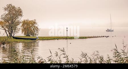 Herbstatmosphäre, Reichenau Island am Bodensee Stockfoto