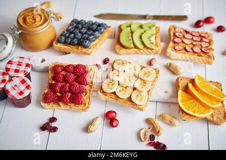 Auswahl an gesunden, frisches Frühstück Toast Stockfoto