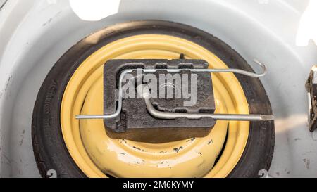 Flache Autoreifen Reparatursatz Stecker, Reifen Reparatur Set für schlauchlose  Reifen Stockfotografie - Alamy
