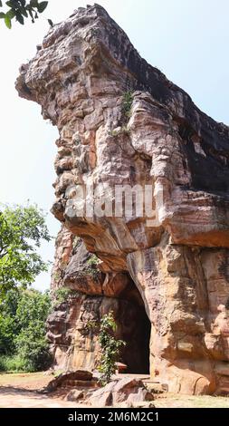 Bhimbetka Quarzitturm, Bhimbetka Rock Shelter, Weltkulturerbe, Raisen, Madhya Pradesh, Indien. Stockfoto