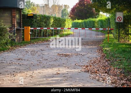 Automatisches Zugangssystem Barrier-Gate-Sicherheitskamera für den Eingang des Autos Stockfoto
