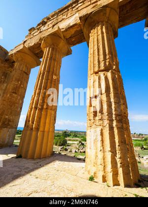 Der Dorische Tempel der Hera (Tempel E) (5. Jahrhundert v. Chr.) - Archäologischer Park von Selinunte - Sizilien, Italien Stockfoto