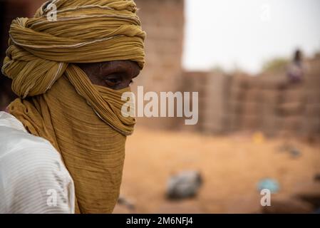 Nicolas Remene / Le Pictorium - Mali: Das anti-französische Gefühl - 16/3/2022 - Mali / Bamako Viertel / Bamako - AlHousseini ist ein Handwerker, Maker Stockfoto