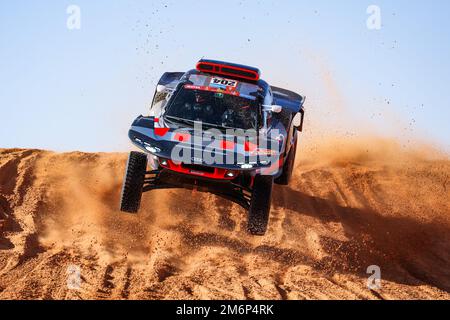 204 PETERHANSEL Stephane (Fra), BOULANGER Edouard (Fra), Team Audi Sport, Audi RS Q e-tron E2, Auto, Action während der Phase 5 des Dakar 2023 um Hail, am 5. Januar 2023 in Hail, Saudi-Arabien - Foto: Florent Gooden/DPPI/LiveMedia Stockfoto