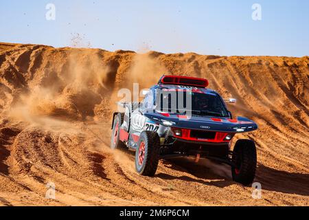 204 PETERHANSEL Stephane (Fra), BOULANGER Edouard (Fra), Team Audi Sport, Audi RS Q e-tron E2, Auto, Action während der Phase 5 des Dakar 2023 um Hail, am 5. Januar 2023 in Hail, Saudi-Arabien - Foto: Florent Gooden/DPPI/LiveMedia Stockfoto