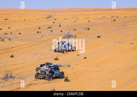 Saudi-Arabien. 05. Januar 2023. 328 POREM Ricardo (prt), SANZ Agusto (arg), X-RAID Yamaha Supported Team, Yamaha, SSV, 307 FISCHER Annett (der), SEEL Annie (¥), X-RAID Yamaha Supported Team, Yamaha, SSV, FIA W2RC, Action während der Phase 5 des Dakar 2023 rund um Hail, am 5. Januar 2023 in Haihl, Saudi-Arabien - Photo Frédéric Le Floc’h / DPPI Credit: DPPI Media/Alamy Live News Stockfoto