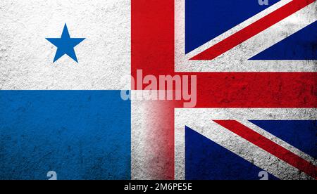 Nationalflagge des Vereinigten Königreichs (Großbritannien) Union Jack mit der Republik Panama Nationalflagge. Grungen Hintergrund Stockfoto