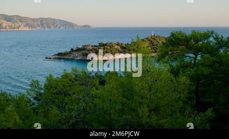 Treffpunkt der Ägäis und des Mittelmeers; Dalyan. Der Strand von Iztuzu, das Laichgebiet der Caretta-Caretta-Schildkröten. Dalyan Delta, berühmt für Stockfoto