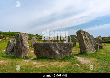 Ein Blick auf den Drombeg Stone Circle in der Grafschaft Cork in Irland Stockfoto
