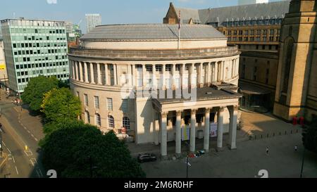Zentrale Bibliothek von Manchester von oben - Reisefotografie Stockfoto