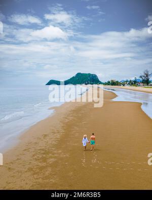 Khao Kalok Beach Pranburi Thailand, sauberer Strand mit weichem Sand südlich von Hua hin Thailand Stockfoto