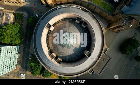 Zentrale Bibliothek von Manchester von oben - Reisefotografie Stockfoto