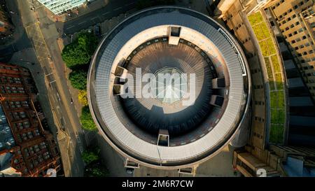 Zentrale Bibliothek von Manchester von oben - Reisefotografie Stockfoto