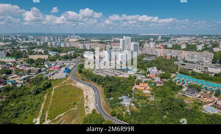 Olyanovsk, Russland aus der Vogelperspektive. Ulyanovsk, auch bekannt als Simbirsk, ist eine Stadt und das Verwaltungszentrum der Oblast Ulyanovsk, Stockfoto