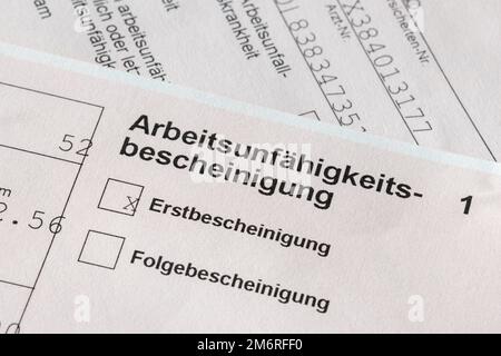 Bescheinigung über Arbeitsunfähigkeit, Anfangsbescheinigung, Folgebescheinigung Stockfoto