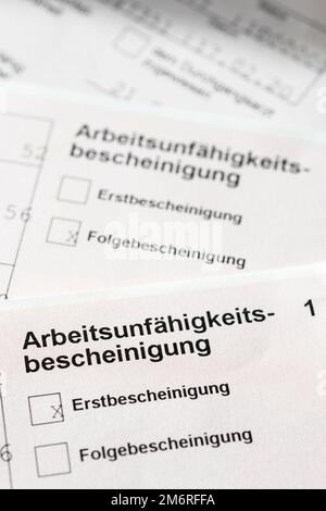 Bescheinigung über Arbeitsunfähigkeit, Anfangsbescheinigung, Folgebescheinigung Stockfoto