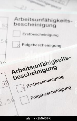 Bescheinigung über Arbeitsunfähigkeit, Anfangsbescheinigung, Folgebescheinigung Stockfoto