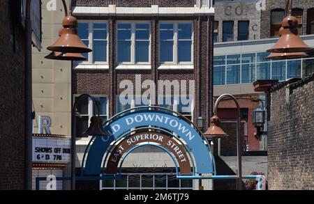 Straßenszene in Downtown Duluth, Minnesota Stockfoto
