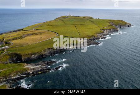 Drohnenantenne des Leuchtturms der Galeere. Dundeady Vorgewende Insel Kork Grafschaft irland Stockfoto