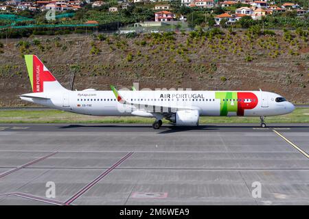 Flugzeug A321 von TAP Portugal. TIPPEN SIE AUF Air Portugal Airbus A321 Rolling. Stockfoto