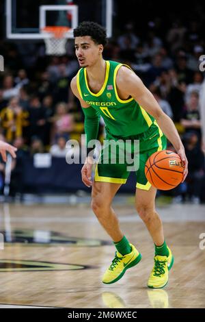 Boulder, CO, USA. 5. Januar 2023. Oregon Ducks Guard will Richardson (0) spielt beim Männer-Basketballspiel zwischen Colorado und Oregon in Boulder, CO. Derek Regensburger/CSM/Alamy Live News Stockfoto