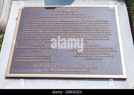 Ein Denkmal in Erinnerung an Little Rock Nine in Little Rock, Arkansas Stockfoto