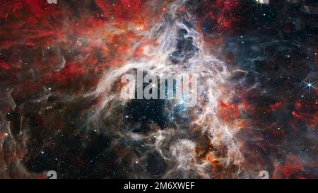 Kosmischer Tarantula-Nebel im Weltraum. James webb Teleskop. Elemente dieses Bildes, bereitgestellt von der NASA. Stockfoto