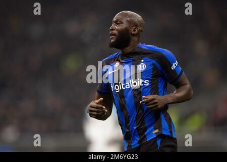 Mailand, Italien. 04., Januar 2023. Romelu Lukaku (90) von Inter während des Spiels der Serie A zwischen Inter und Neapel bei Giuseppe Meazza in Mailand. (Foto: Gonzales Photo - Tommaso Fimiano). Stockfoto