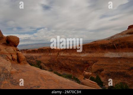 Natural Archway auf dem Devi's Garden Trail-Arches-Nationalpark in Utah Stockfoto