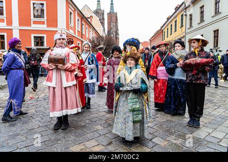 Breslau, Polen. 6. Januar 2023. 06 Jan 2023 Breslau, Polen. Epiphanien- oder Dreikönigstag-Prozession (Bild: © Krzysztof Kaniewski/ZUMA Press Wire) Stockfoto